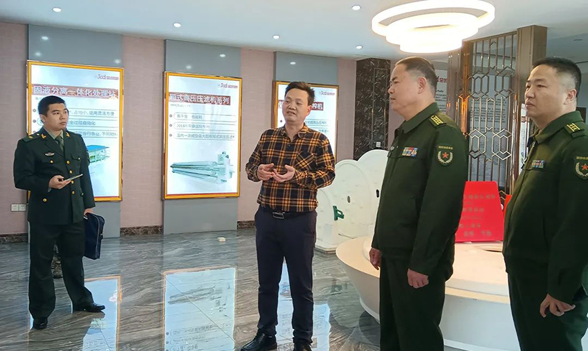 佛山軍分區政委、禪城區委常委領導一行蒞臨粉色视频免费在线观看調研指導工作